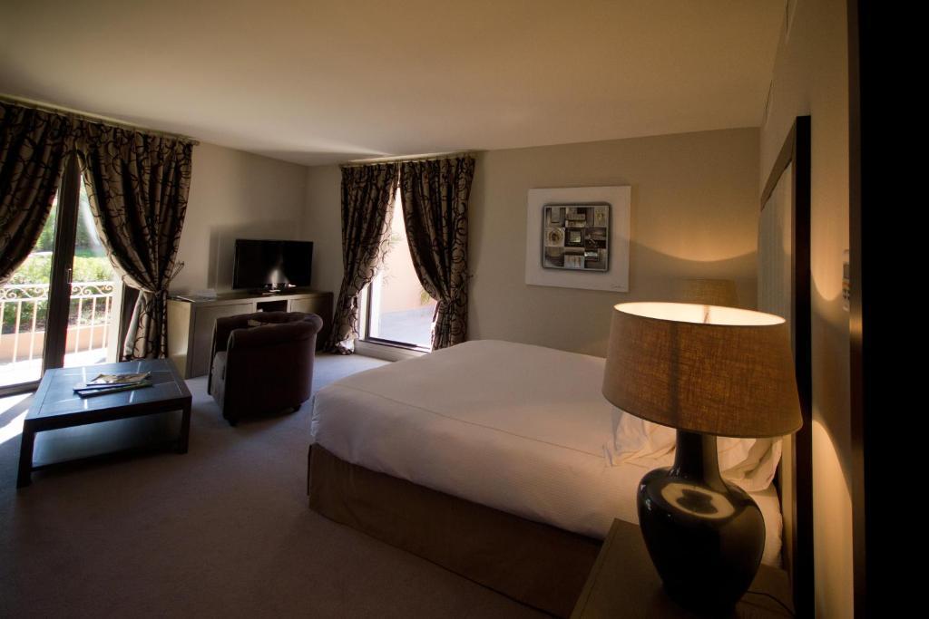 Le Daya Hotel & Spa - Boutique Hotel Roquebrune-sur-Argens Habitación foto