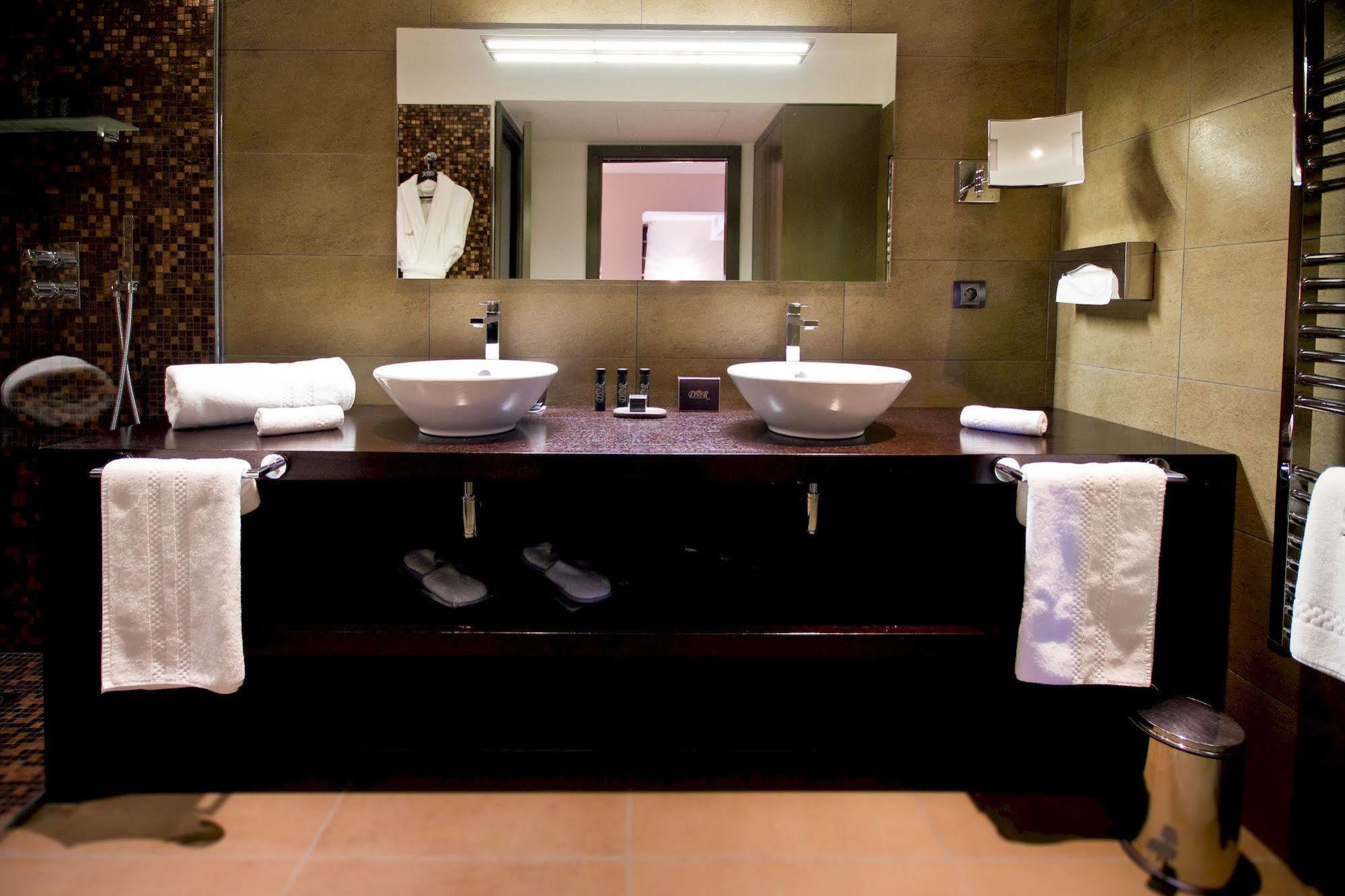 Le Daya Hotel & Spa - Boutique Hotel Roquebrune-sur-Argens Exterior foto